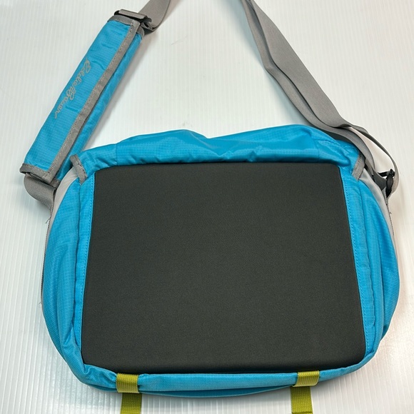 Eddie Bauer Daisy Shoulder Messenger Blue Laptop Bag - Picture 4 of 14